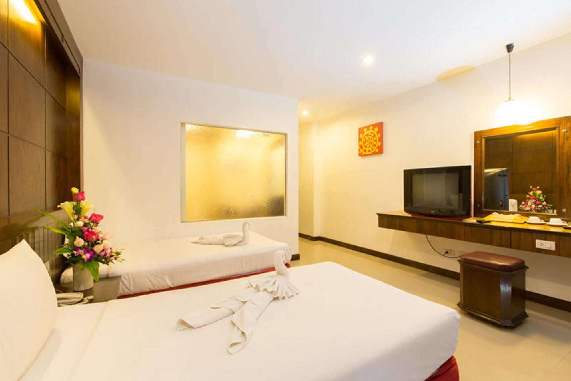 Thai Siam Patong Buitenkant foto